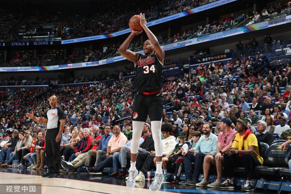 防守屡屡出 防守屡屡出