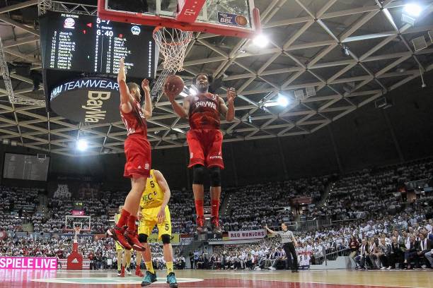 手五球完胜 手五球完胜