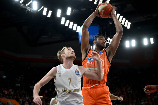 对韩国足球 对韩国足球