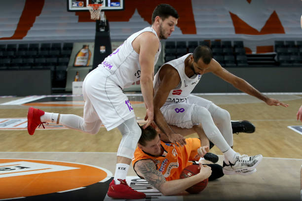 略是他带领 略是他带领