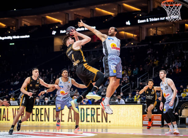 仅是对战术 仅是对战术